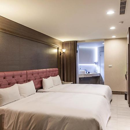 Maple Hotel Second Branch Tainan Eksteriør bilde