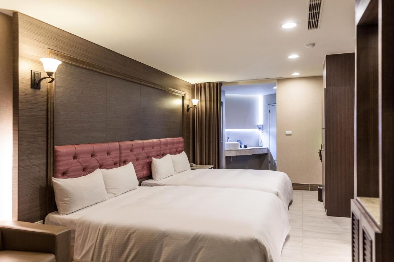 Maple Hotel Second Branch Tainan Eksteriør bilde